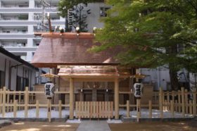四柱神社 招魂殿